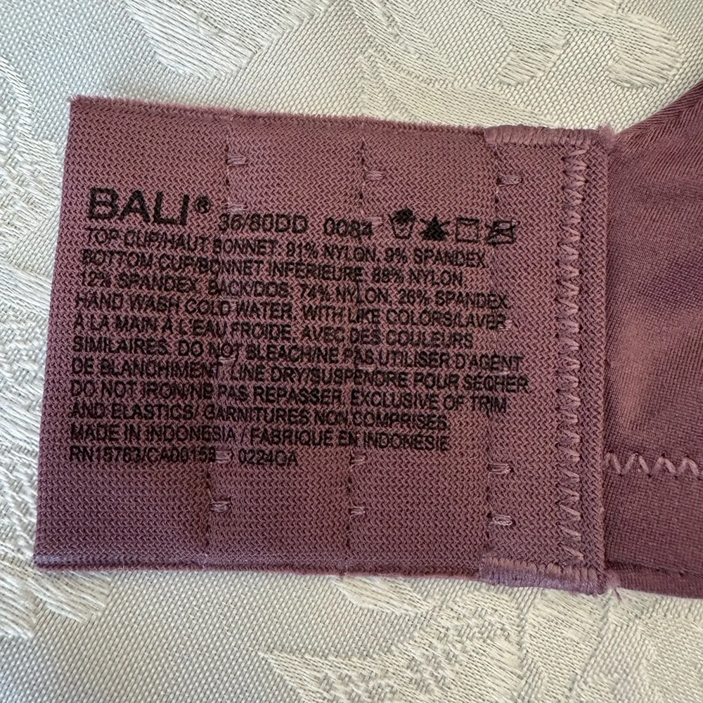 Bali Bra Size 36DD‎ One Smooth U Comfort Stretch Lace Underwire Bra Purple New
